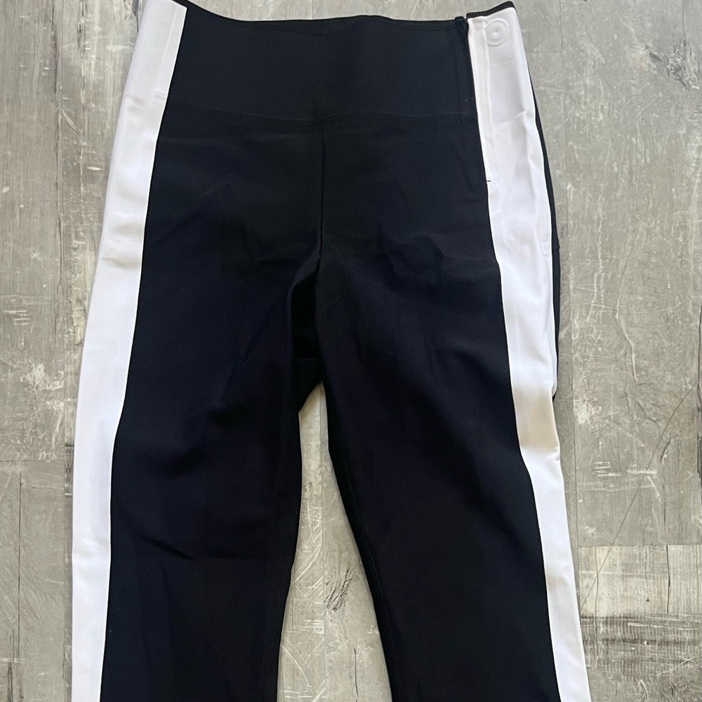 Athleta Interstellar Tight Size 0 Black/ white  Travel Work Pants High Rise NWOT